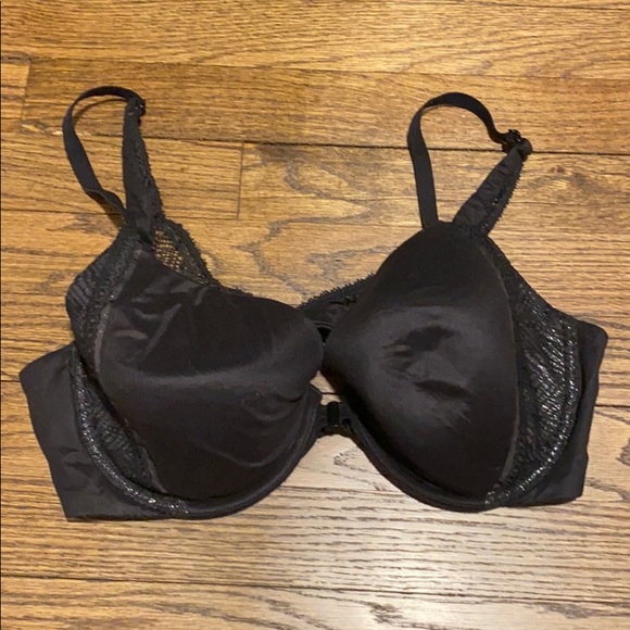Victoria’s Secret bra